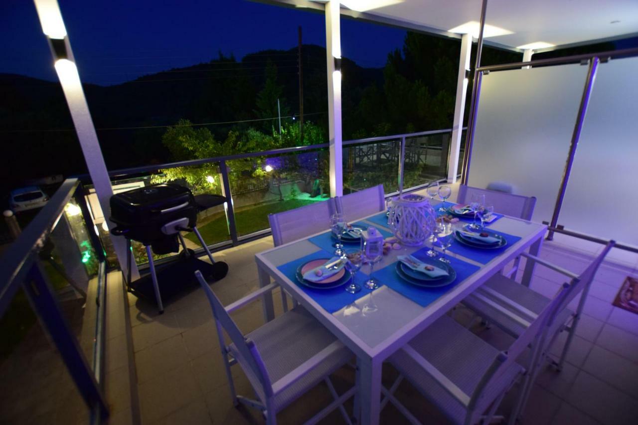 V Luxury Suites Toroni 3 المظهر الخارجي الصورة