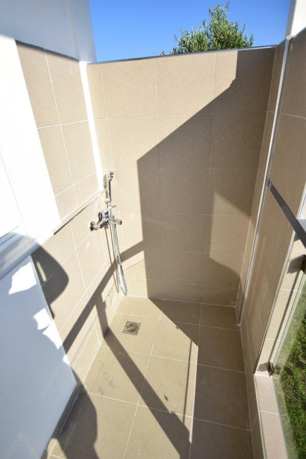 V Luxury Suites Toroni 3 المظهر الخارجي الصورة