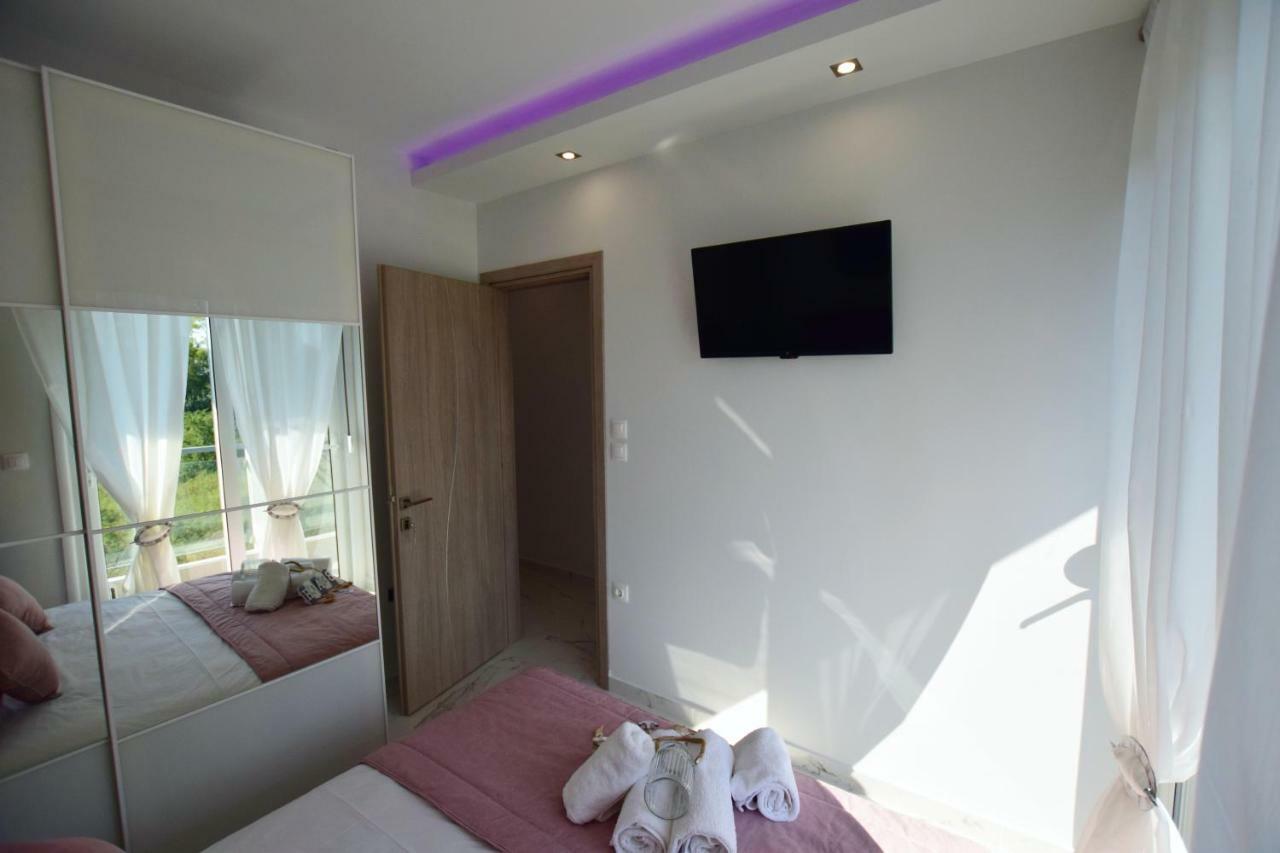 V Luxury Suites Toroni 3 المظهر الخارجي الصورة