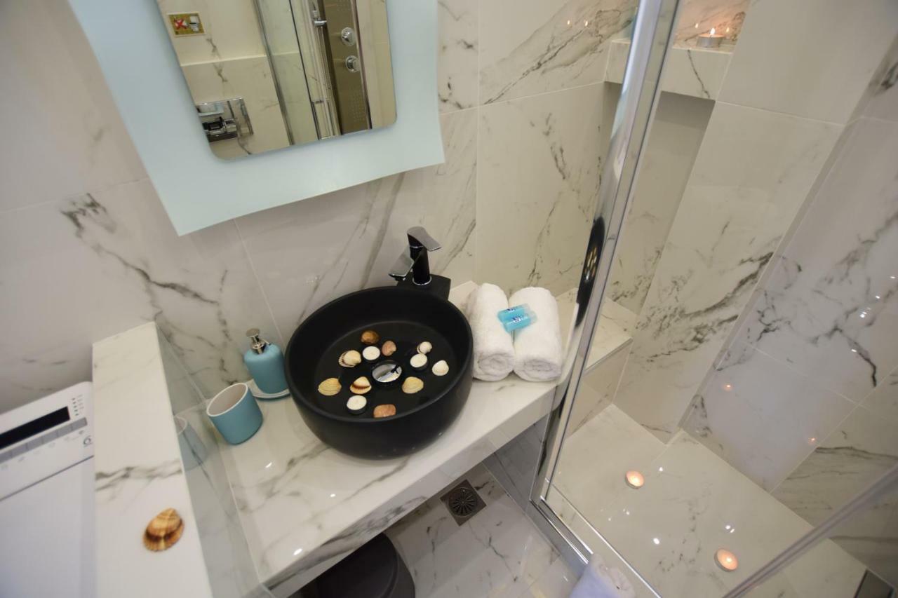 V Luxury Suites Toroni 3 المظهر الخارجي الصورة